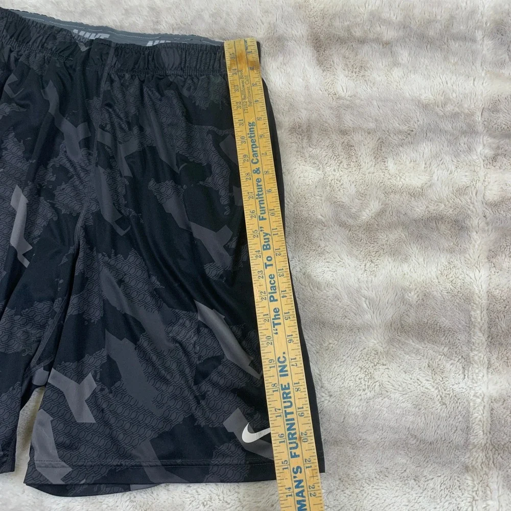 Nike Dri-FIT Mens Camo Athletic Shorts Grey Black Digital Camouflage Large